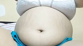 Indian Desi Aunty live boobs fuck
