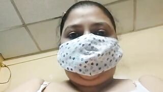 Indian Desi Aunty live boobs fuck