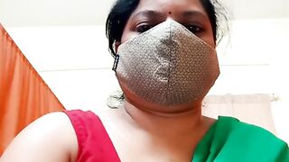 Desi Indian aunty nude webcam show