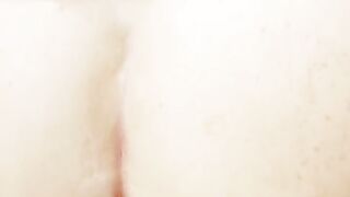 This amateur pussy loves big dildo with close up camera