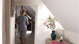 Fucking my house maid when step mom is out for shopping