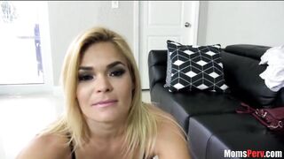stepMothers pussy rejuvenated by stepsons cum-HOT MILF