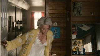 Gillian Anderson-Sex Education 1x03