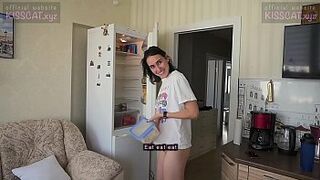 Step Sister Cooking Dinner while Fuck Her in Doggystyle and Cum in Ass / Kiss Cat