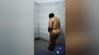 my wife left home.I caught my  bbw step mom bathing.after her suck my black cock.