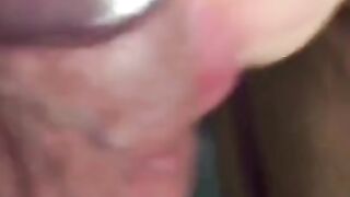 Une femme francaise suce la bite de son mari