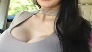 milf showing boobs in car