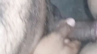 Suman bhabhi ko nangi krke choda bed ke upr pain full sex