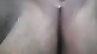 PNG MILF MASTURBATION WITH TOY