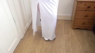 Princess Leia showing off her dress