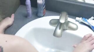 Sucking Cock and Having Rough Sex in a Hotel Bathroom - Mama_Foxx94
