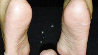 Footjob part 3 cumshot