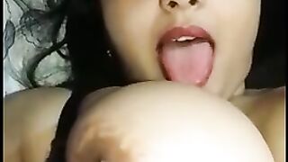 Sexy Indian bhabhi exposed