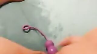 Squirting Suzie Q