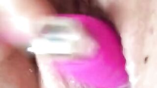 MILF needs cock