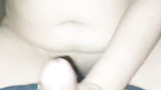 Indizona doing handjob and boobjob with her boyfriend