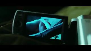 heroine Kareena in uncensored hot scenes