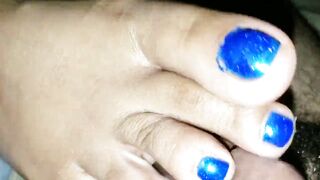 Footjob blue toes