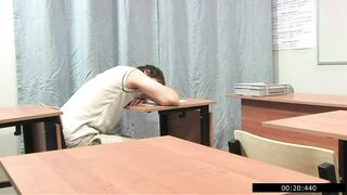 Russian teachers prefer extra lessons with lagging students 2