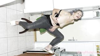OmaHoteL Random Granny Pictures Compilation
