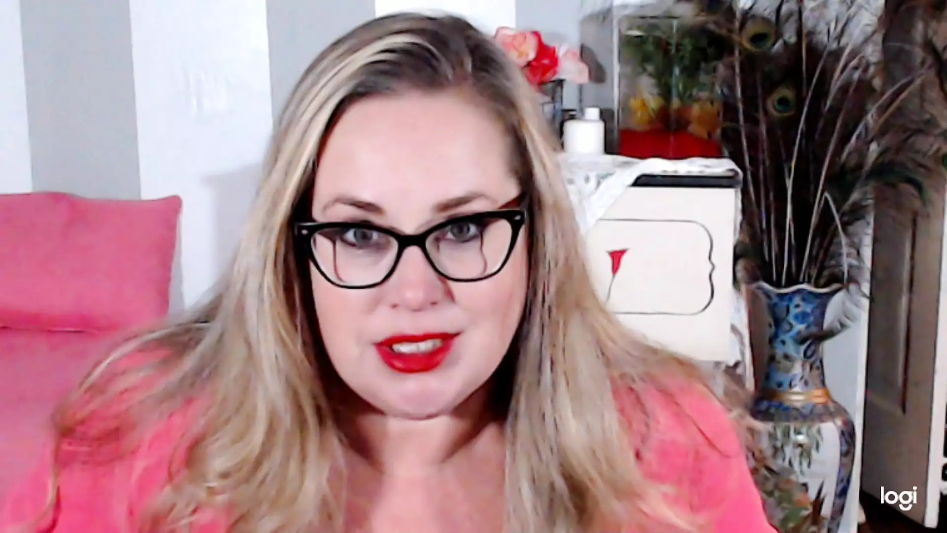 Mature White Lady Flirts with BBC - Stepmom Incest Porn