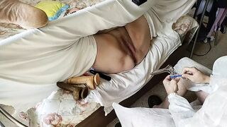 they play a gynecologist with a stepson, he examines my pussy, fucks toys to squirt and powerfully shoots sperm