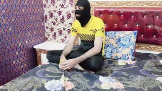 Massage boy Fucking Hard after massaging beautiful pakistani mature aunty