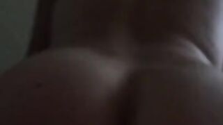 Otra cincuentona, me la cojo de a perrito en Hotel